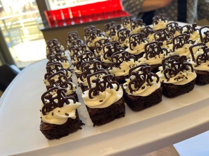 brownies decorated with chocolate bikes and bike racks